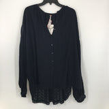 L Eyelet button down l/s top