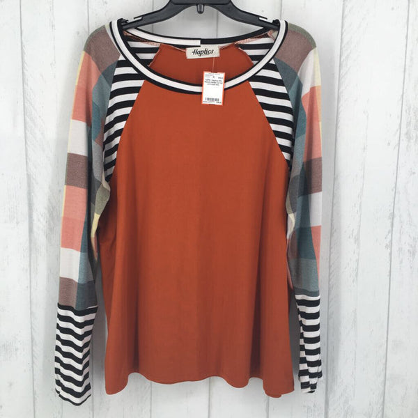 M/L Mixed media l/s top