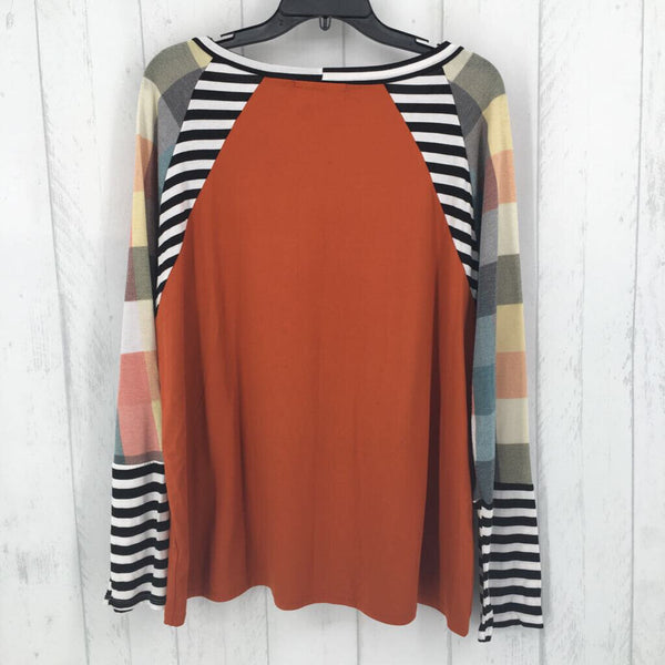 M/L Mixed media l/s top