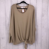 3X Tie front l/s top