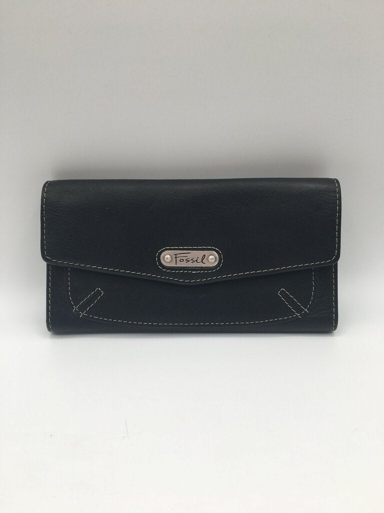 Leather flap front wallet