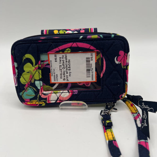 Quilted flo print wristlet/wallet