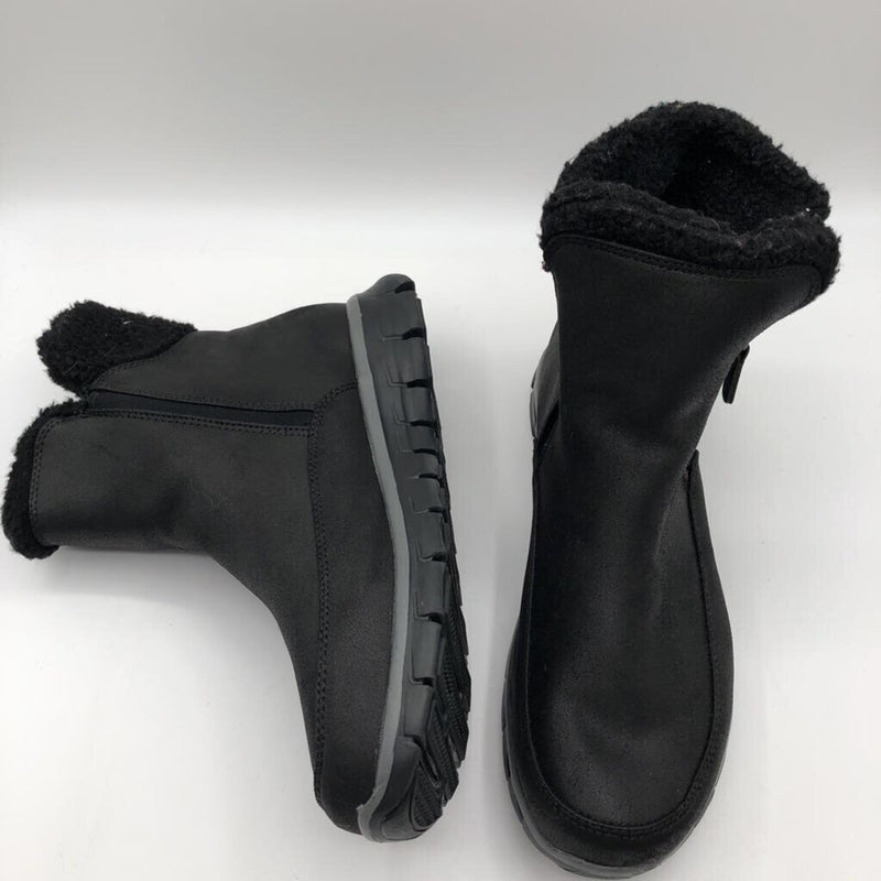 10 Faux fur lined bootie