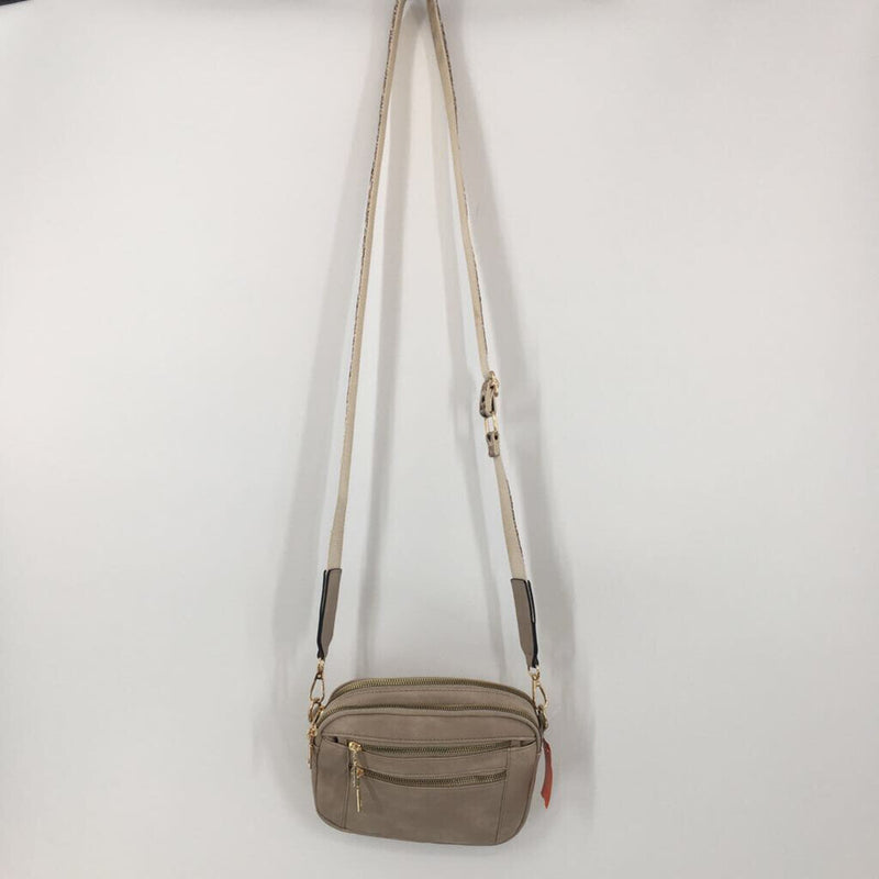 Crossbody w/ flower canvas strap