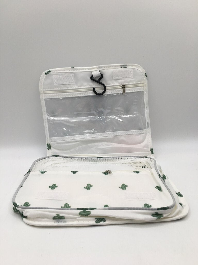 wht/grn threaded pear cactus hanging toiletry bag