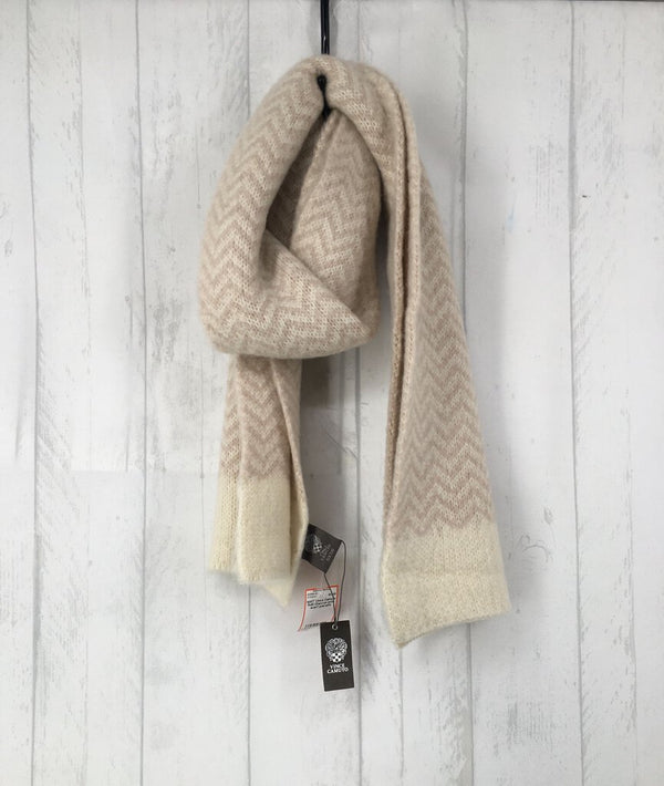 R48 Chevron print scarf