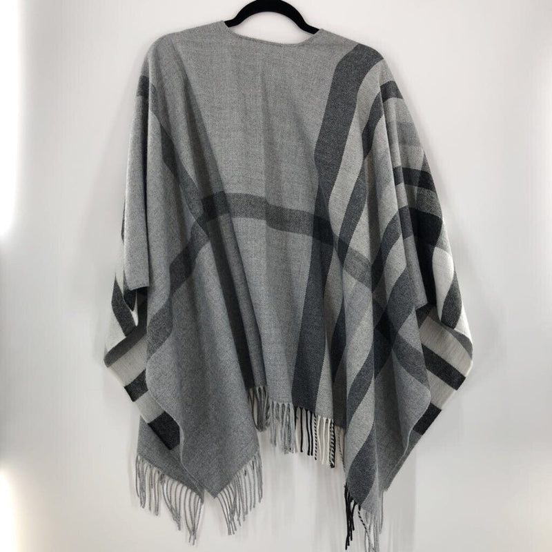 O/S Plaid fringe hem poncho