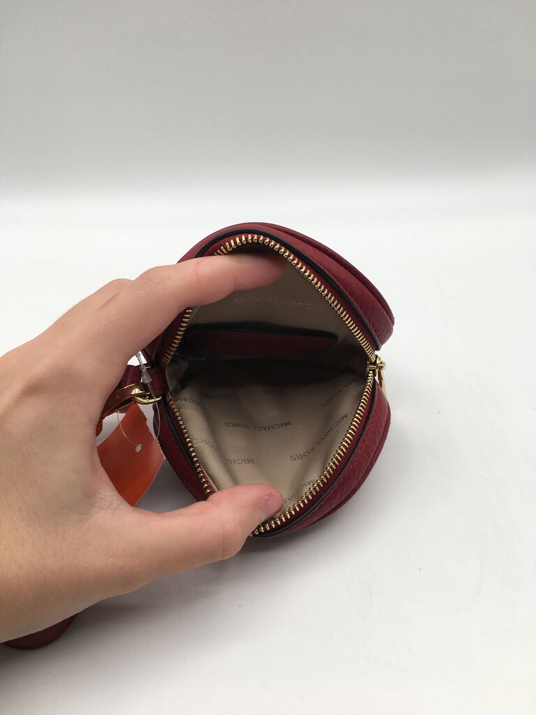 studded round coin purse