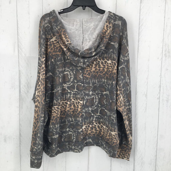 L l/s animal print top w/ hood