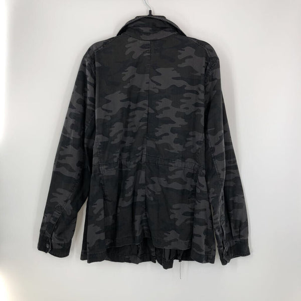 1X Camo print jacket