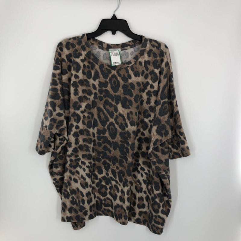 XL Animal print dolman slv top