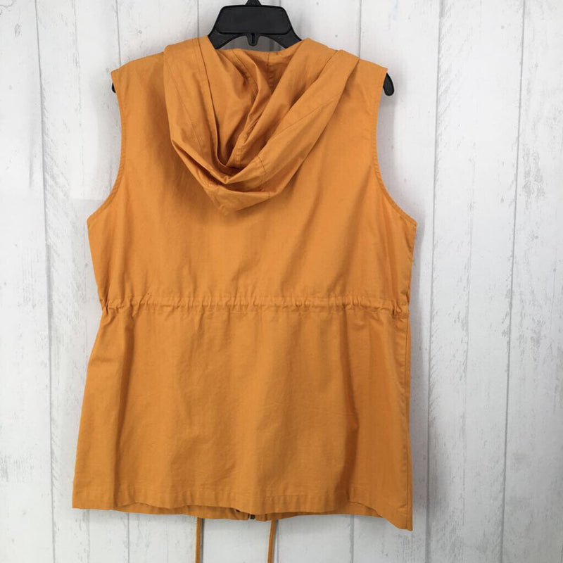 L Hooded utility vest