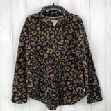 M Animal print half-zip pullover