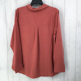 R79 2(L) Button down l/s top