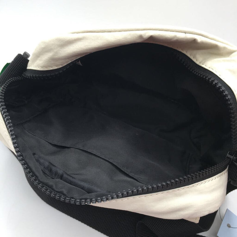 R40 Nylon sportbag