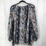 R44 1XL Printed tie front l/s top