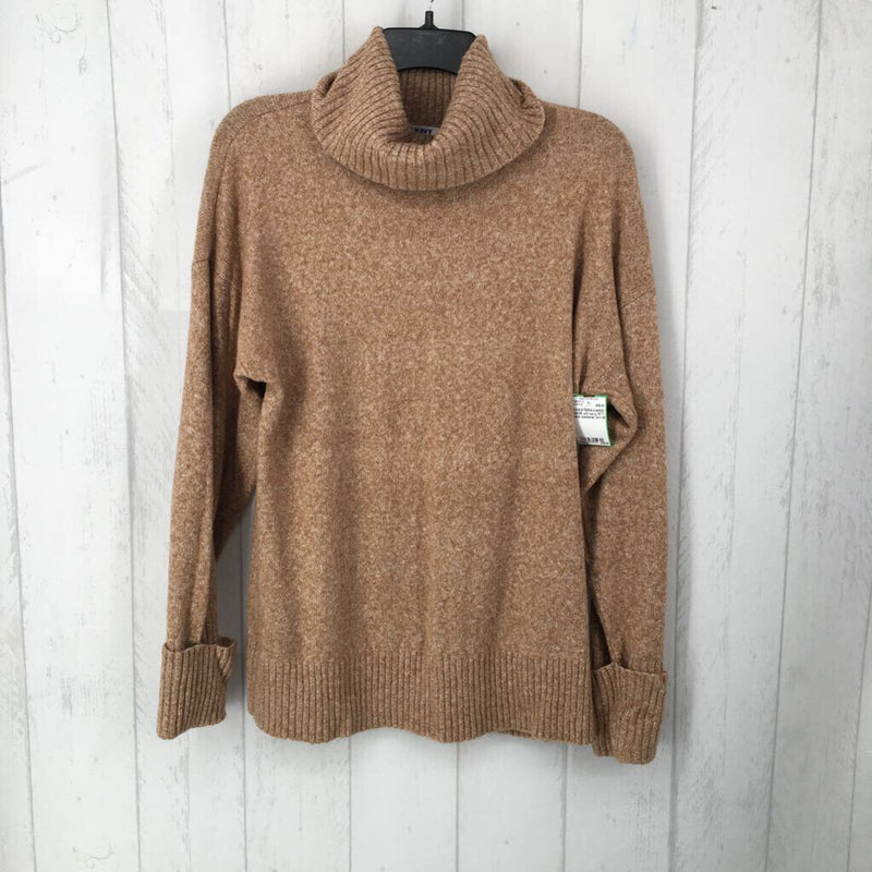 M T-neck sweater