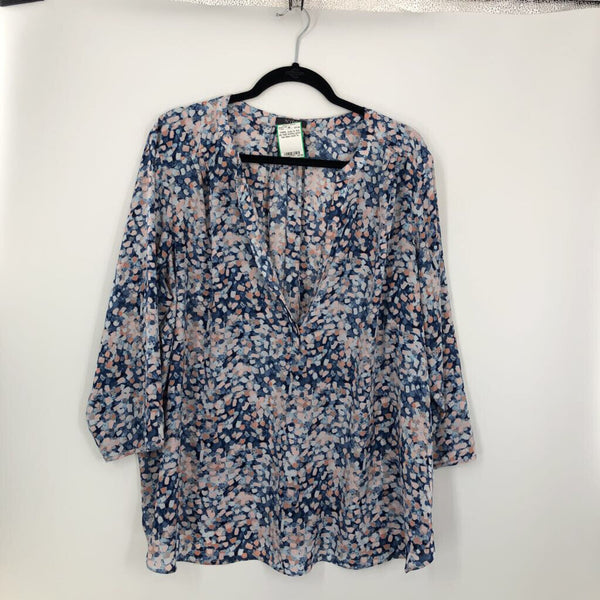 1x 3/4 slv half button print top