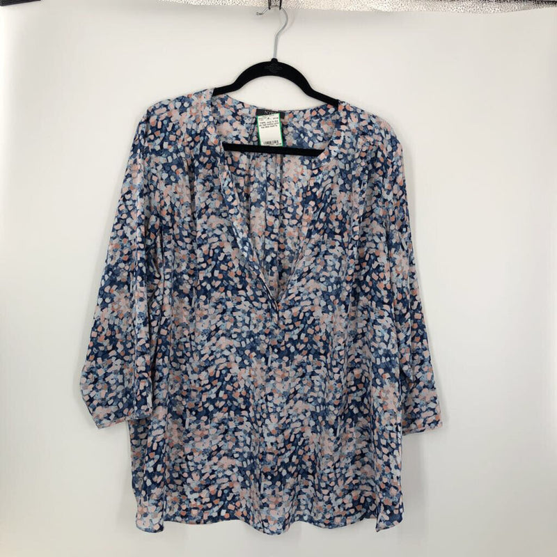 1x 3/4 slv half button print top