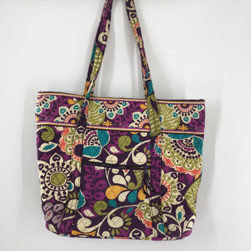 quilted toggle tote w/ slip/zip pockets