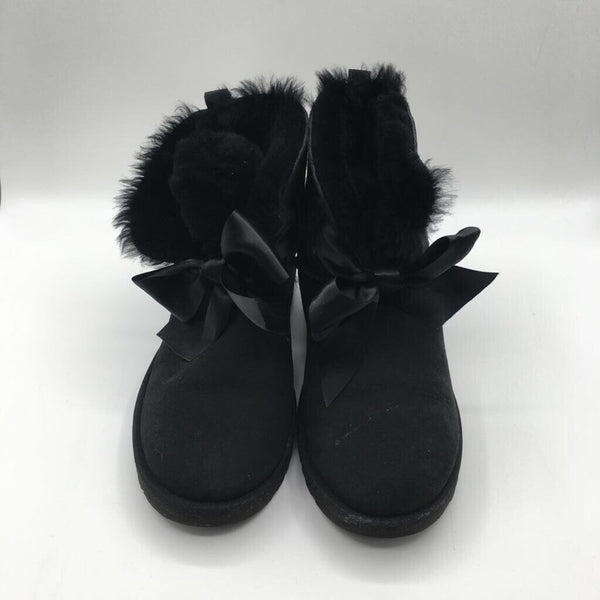 8 Satin bow sherpa lined boots