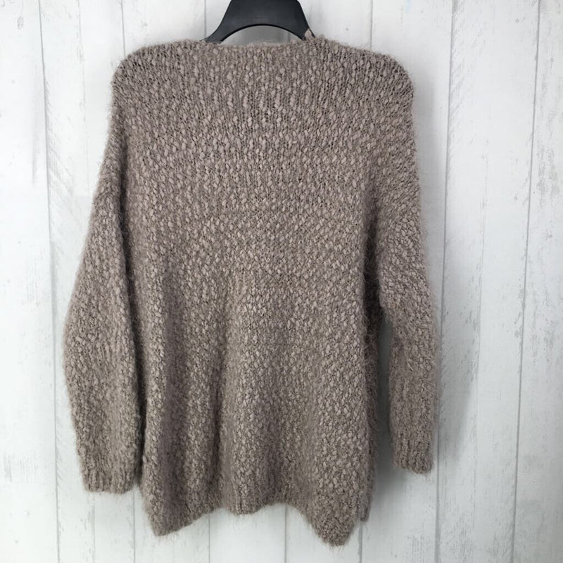 S/M Eyelash v-neck sweater