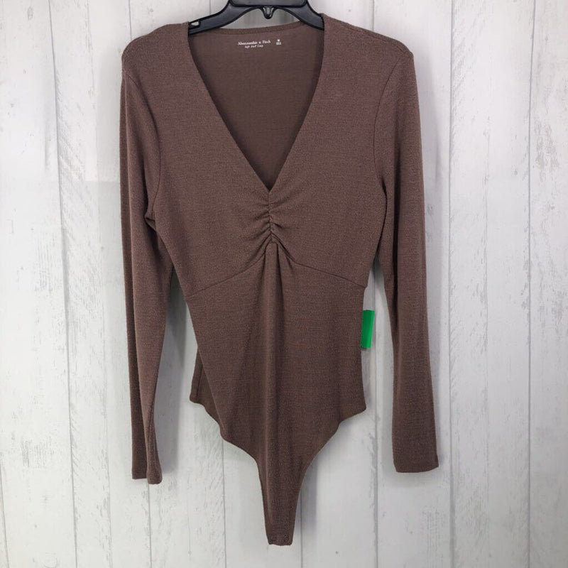 M Gathered v-neck l/s bodysuit