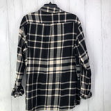 L Plaid button down l/s top