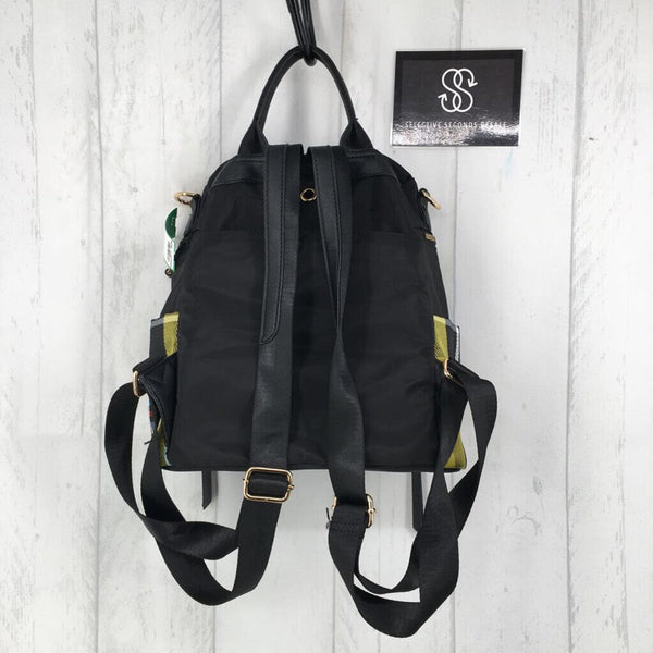 plaid zip around back pack