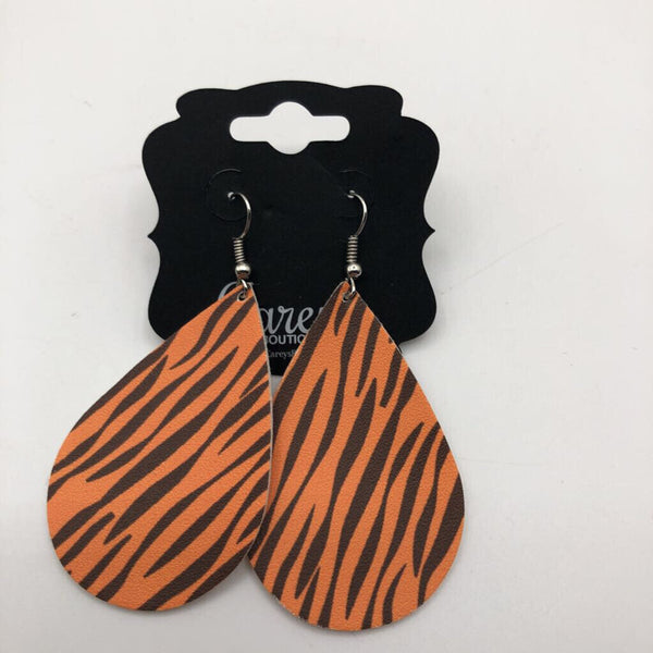 Zebra print teardrop earings