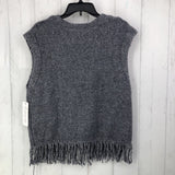 L Fringe hem sweater vest