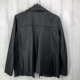 1X Zip up leather coat