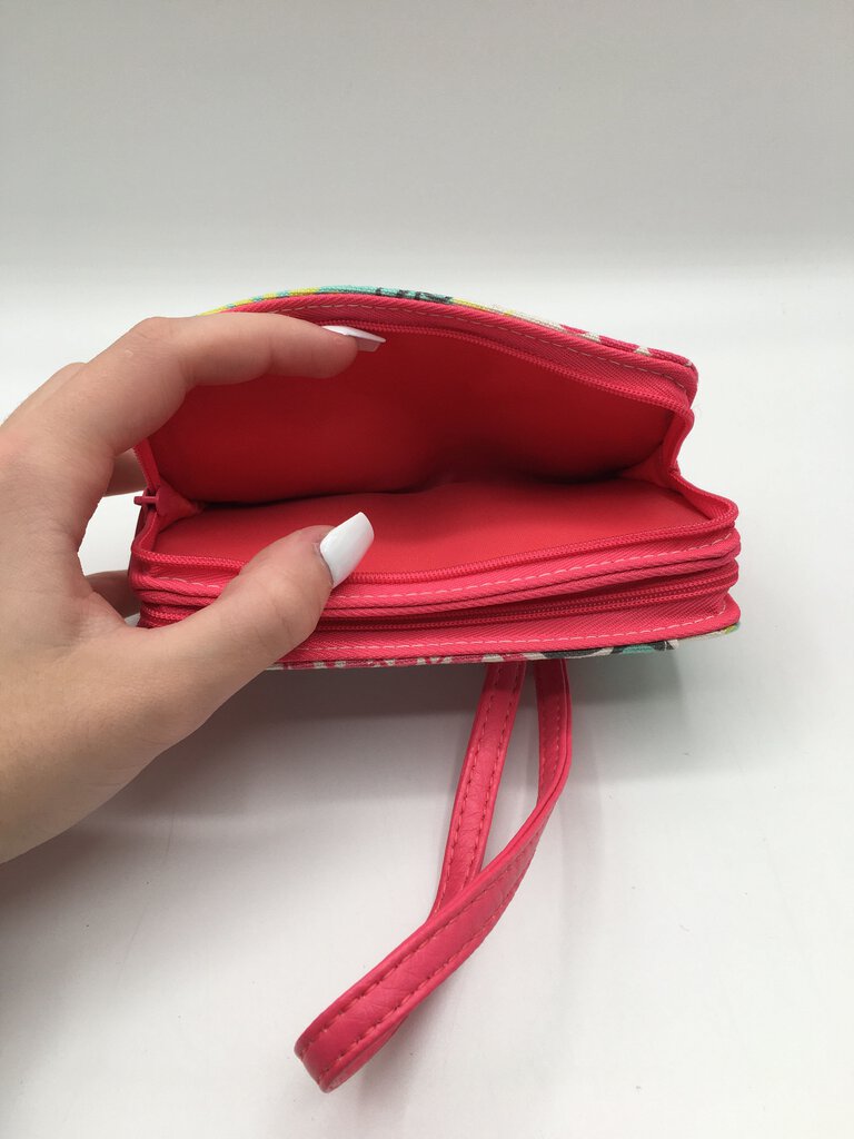 zip around wallet/wristlet