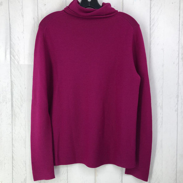 M Cowl neck sweater