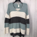 M V-neck striped sweater