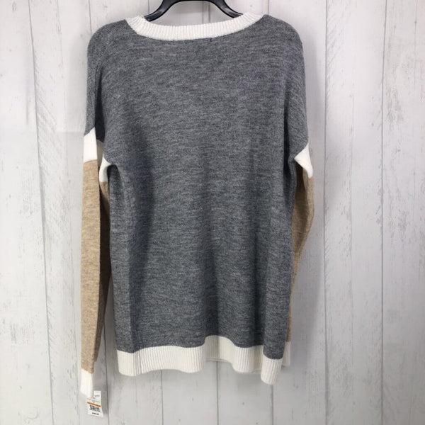 R46 S Colorblock sweater