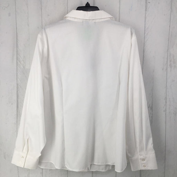 R74 3X Button down l/s top