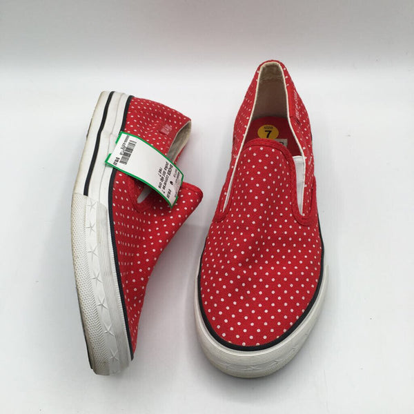 7 polka dot slip ons