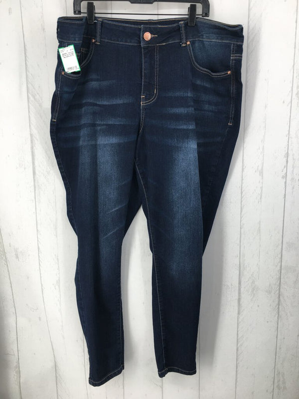 22 Hi-rise straight leg jeans