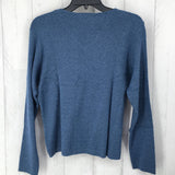 L V-neck sweater