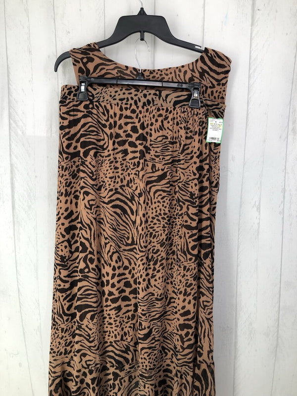 L 2Pc Animal print skirt/pleated tank