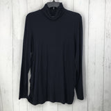 XL T-neck l/s top