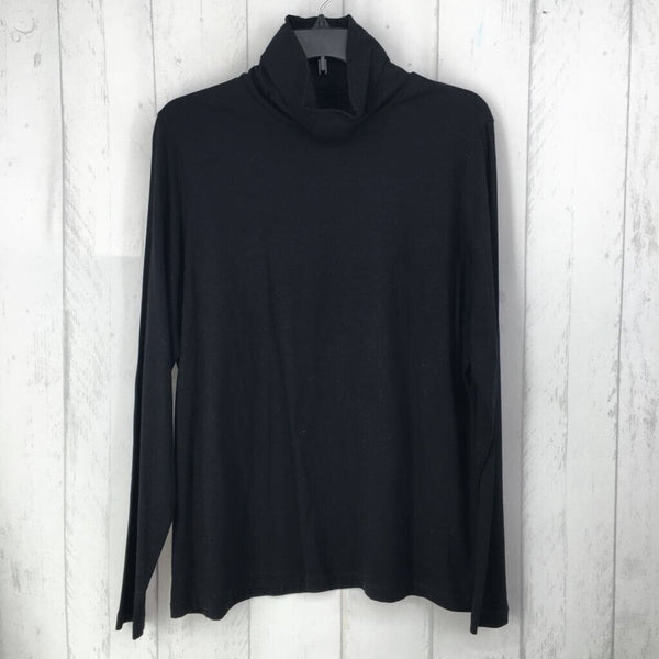 XL T-neck l/s top