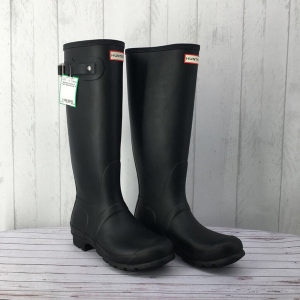 9 Tall rainboots