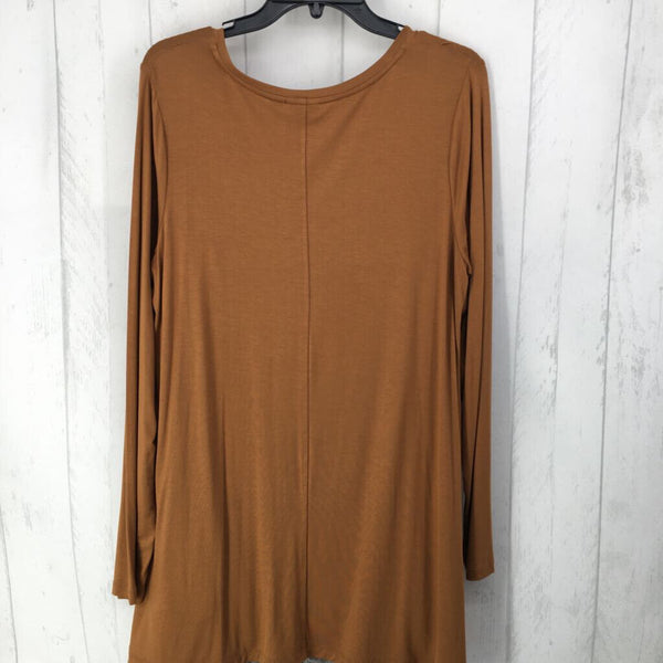 L layered hem l/s top