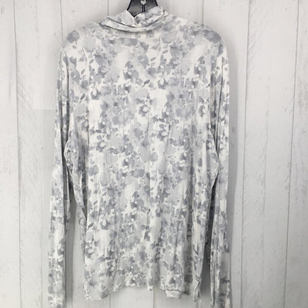 XL Printed t-neck l/s top