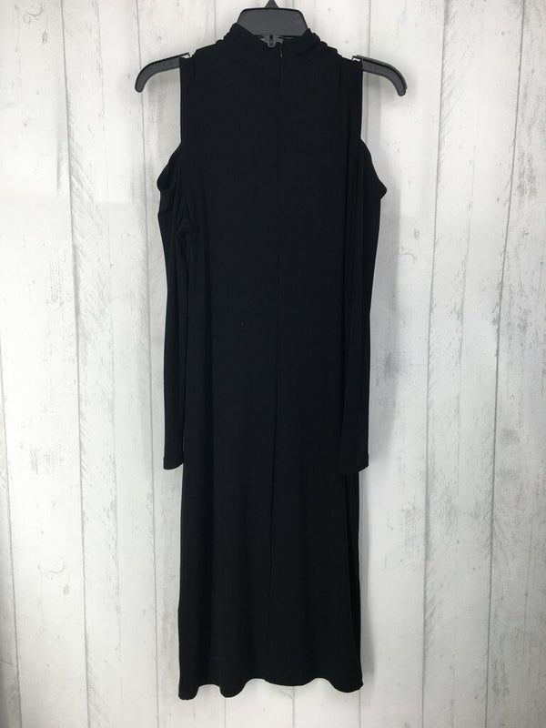 1(M) Cold shoulder l/s dress