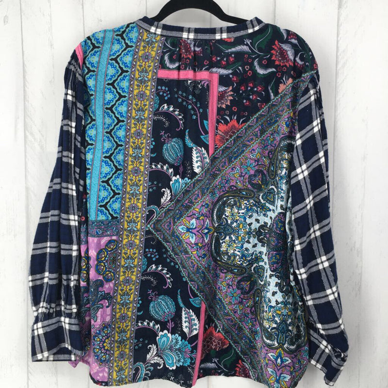 1X Mixed media button down l/s top