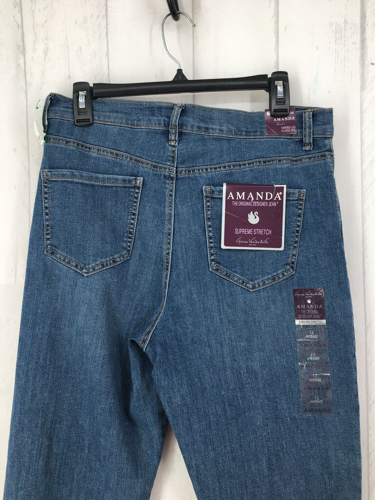 R40 12 tapered leg jeans