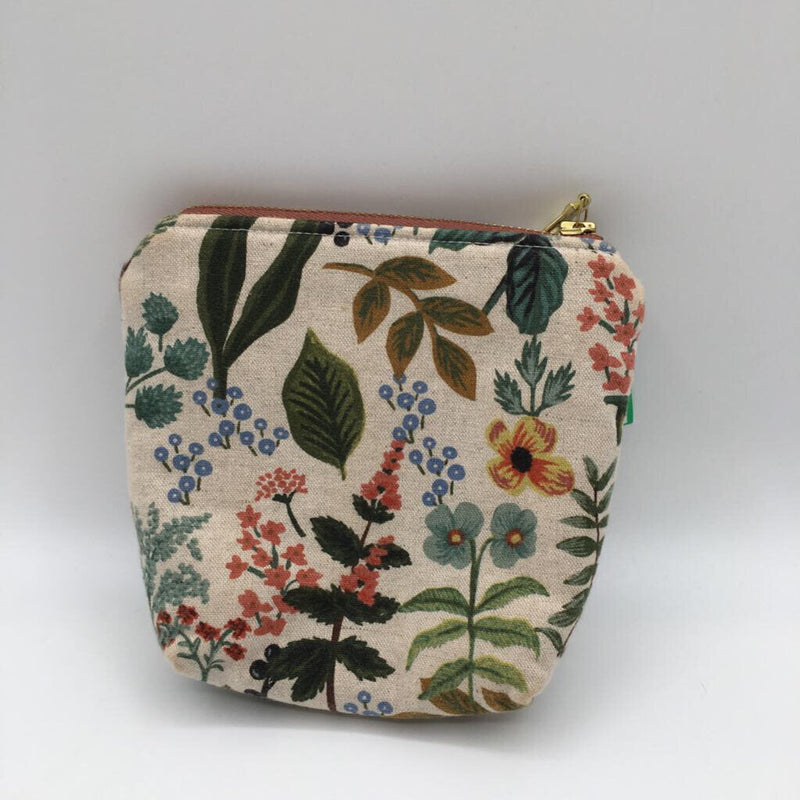 Flo print pouch